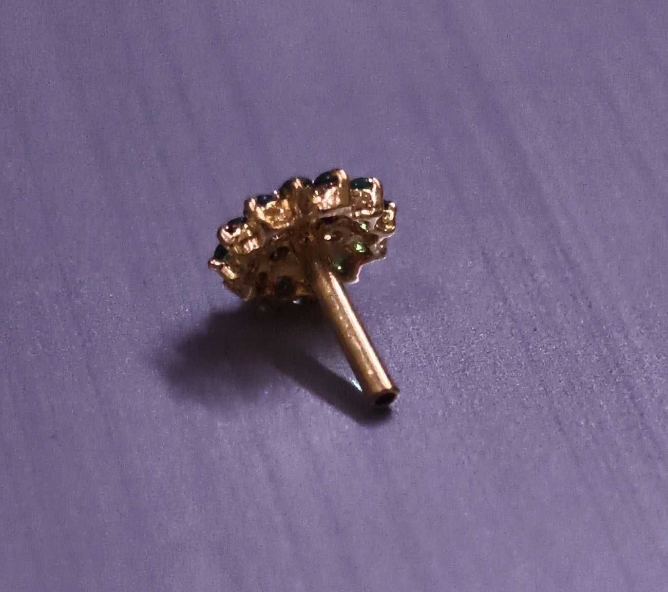 Emerald Sparkle Stud Nose Pin