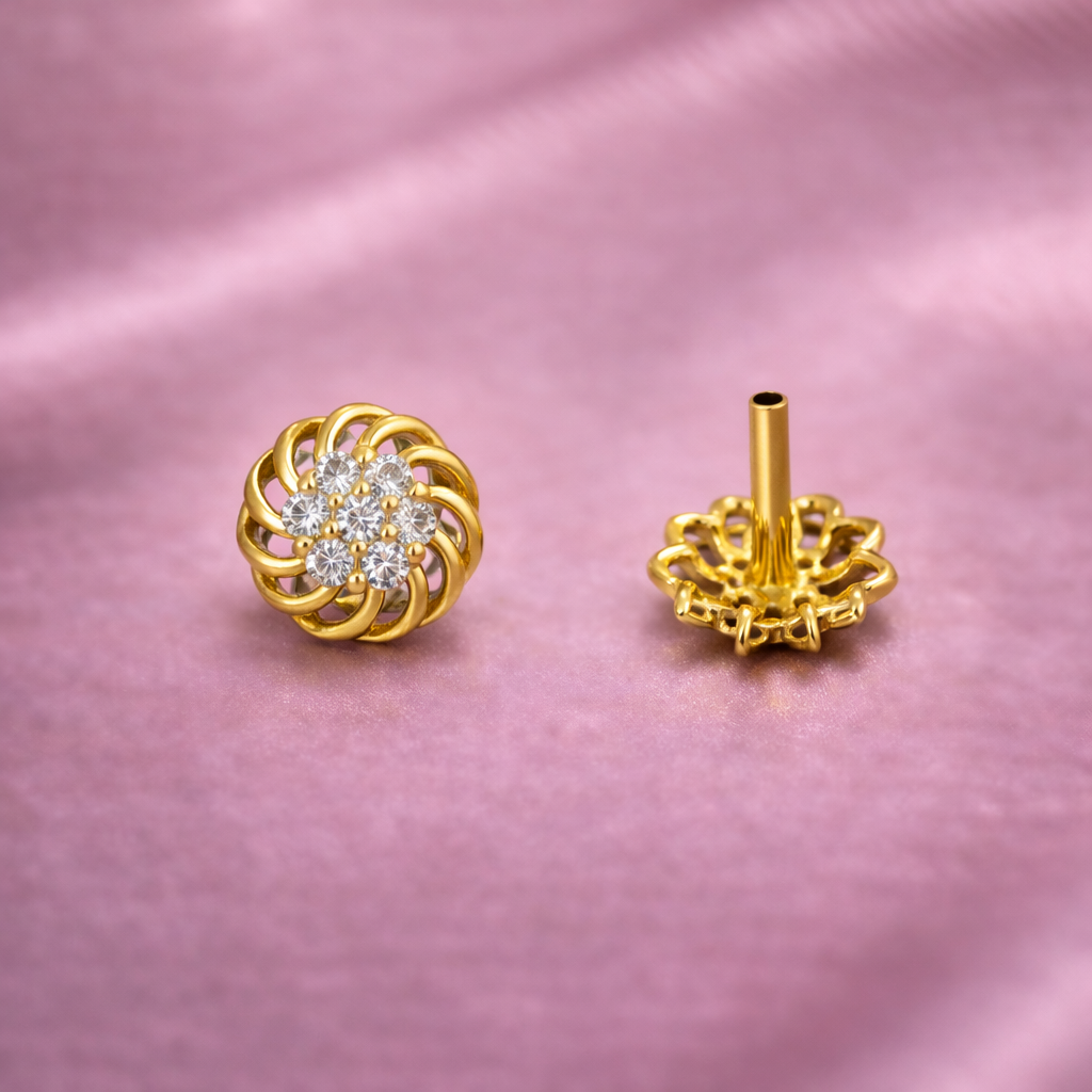 Crystal Swirl Stud Nose Pin