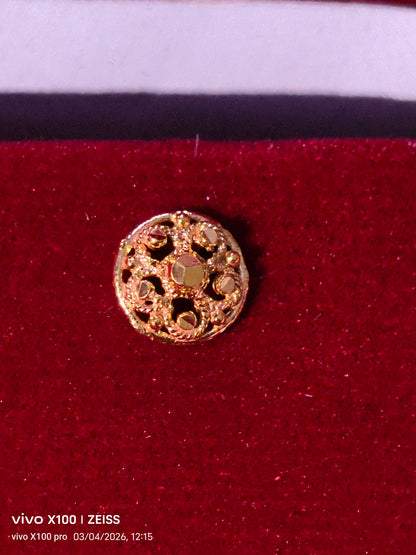 Royal Filigree Wire Nose Pin