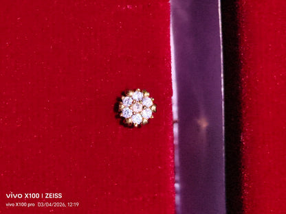 Diamond Style Floral wire Nose Pin