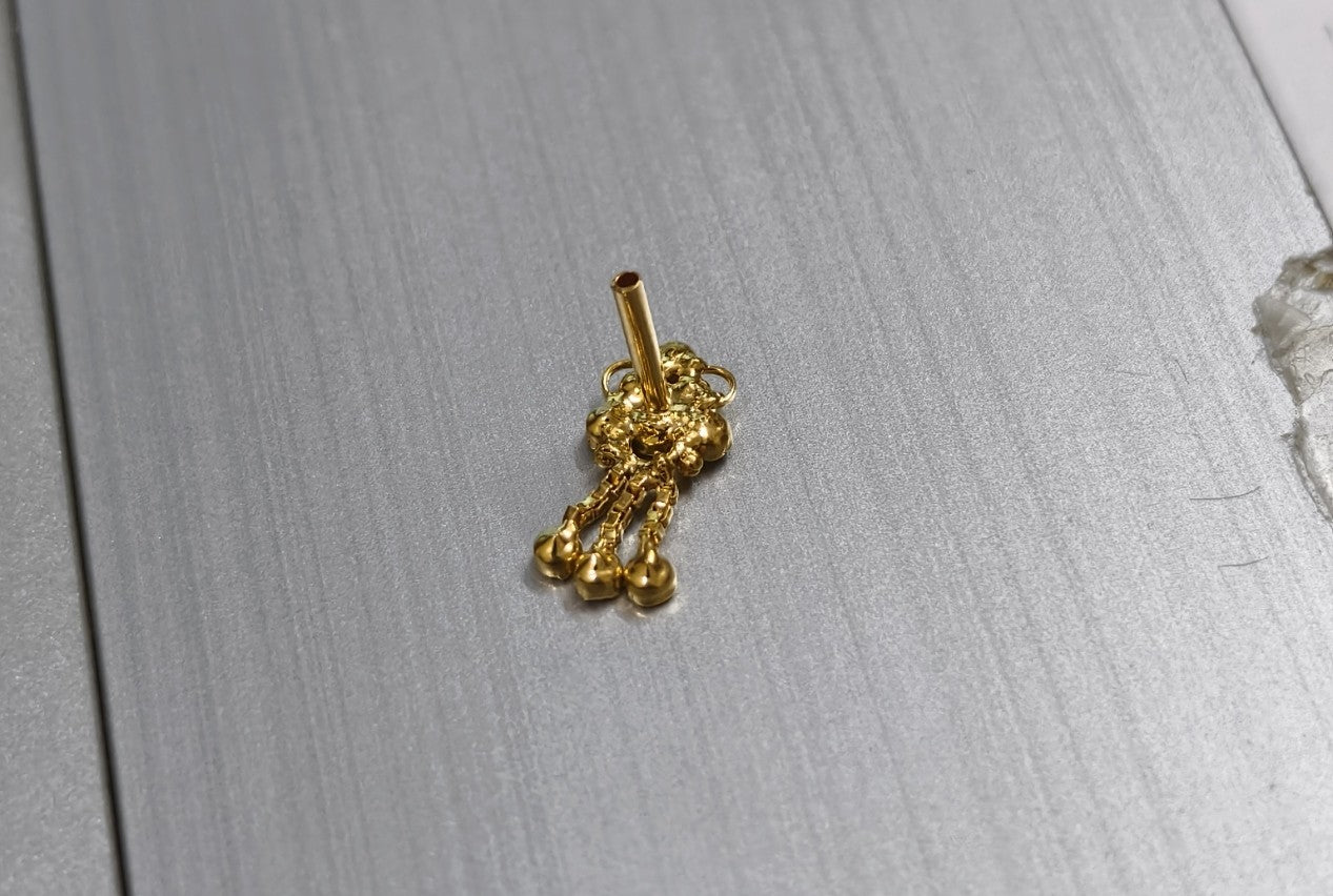 Crystal Drop Floral Stud Nose Pin