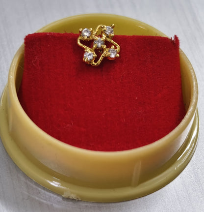 Crystal Flower Stud Nose Pin