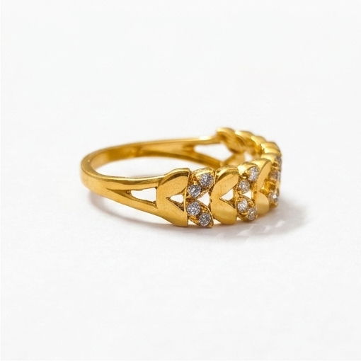 Elegant Gold Heart Link Ring with Sparkling Stones for Women