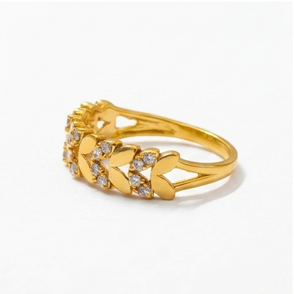 Elegant Gold Heart Link Ring with Sparkling Stones for Women
