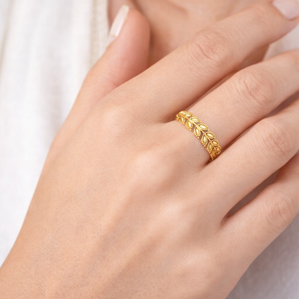 Elegant Leaf-Pattern Gold Filled Ring