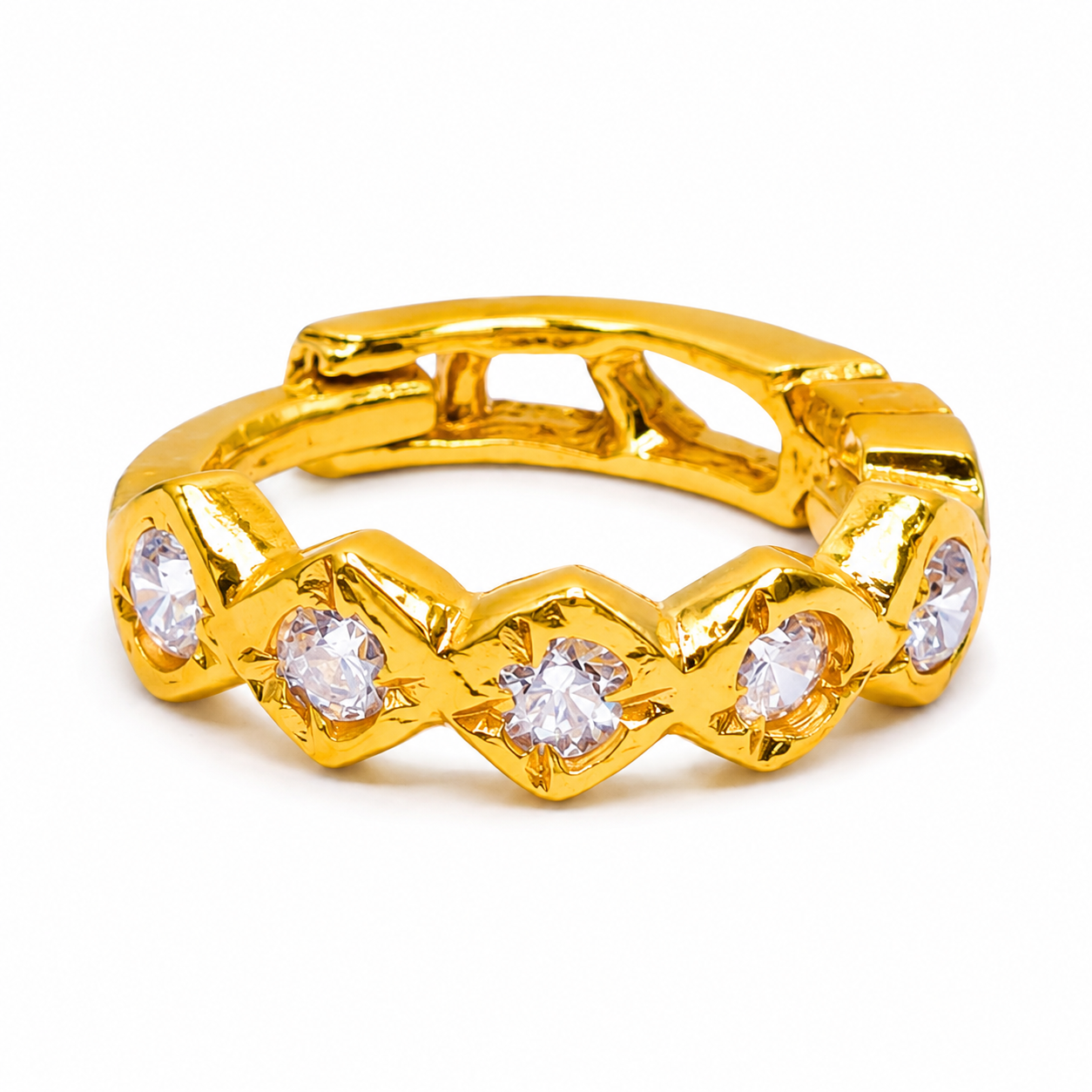 AVIRRA Gold Filled Crystal Heart Pattern Hoop Nose Ring