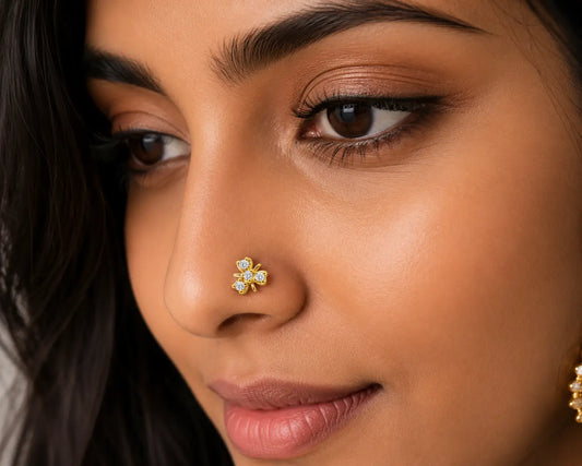 AVIRRA Gold Filled Four Leaf Clover Crystal Wired Nose Pin